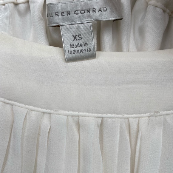 SOLD Lauren Conrad Pleated Maxi Skirt White Small - Picture 3 of 3